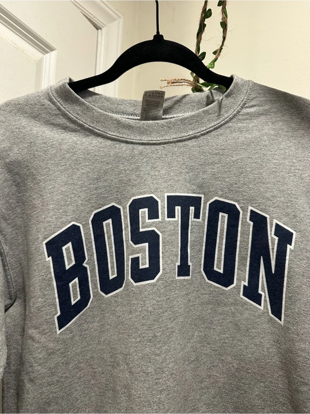 Boston Sweatshirt Crewneck Heather Grey Navy Arch Lettering Size Small